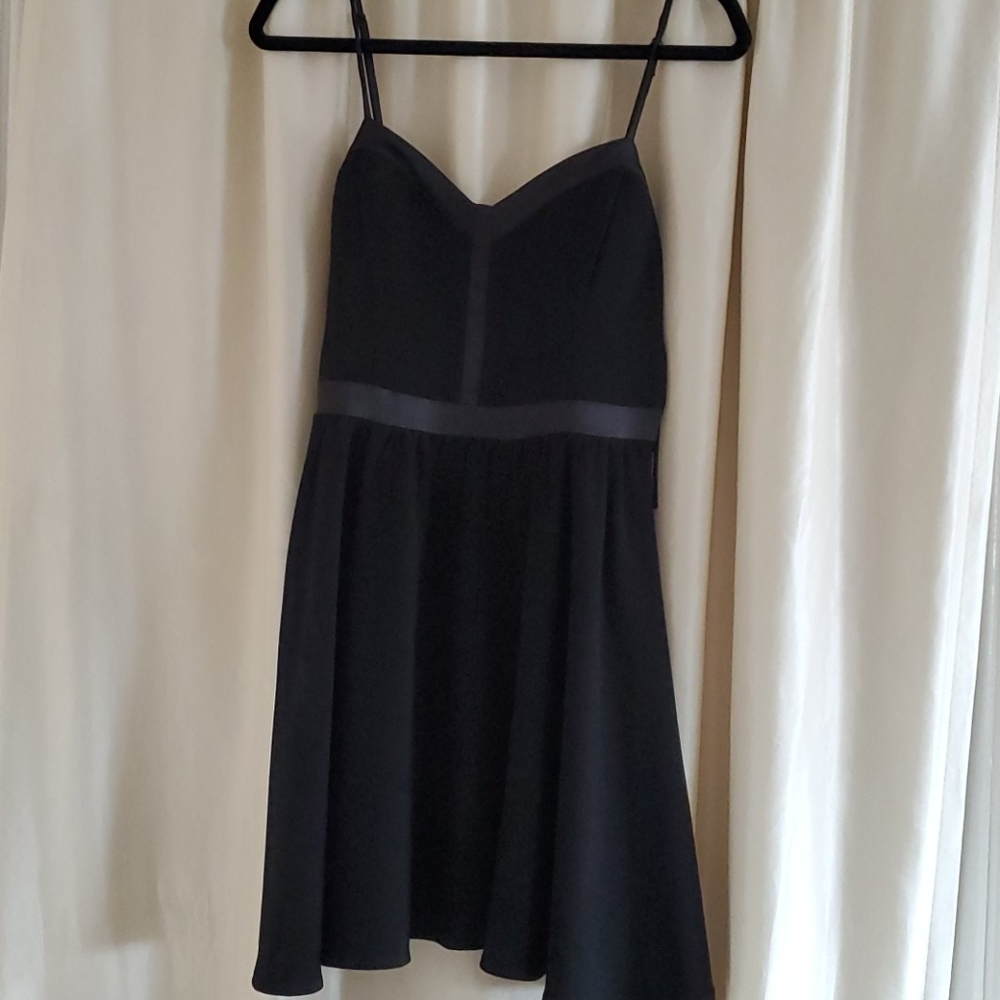 NWT Guess Fit and Flare Dress